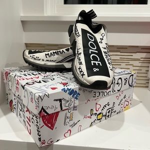 Dolce&Gabbana sneakers / stretching mesh fabric/ graffiti print